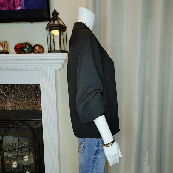 Luxe Apothetique Cross front V-Neck Blouse, Black L - Picture 4 of 8